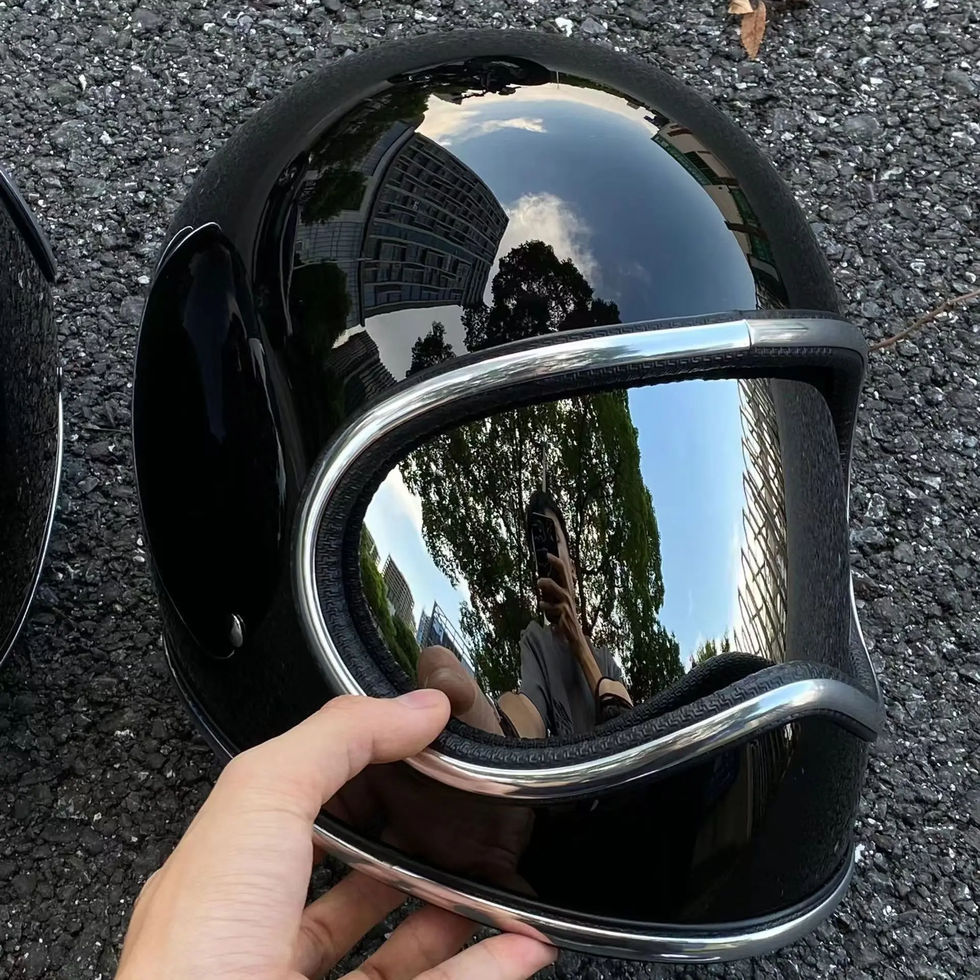 หมวกกันน็อคมอเตอร์ไซค์แบบฮ็อต  - Motorcycle Gear Japan บทวิจารณ์และราคา