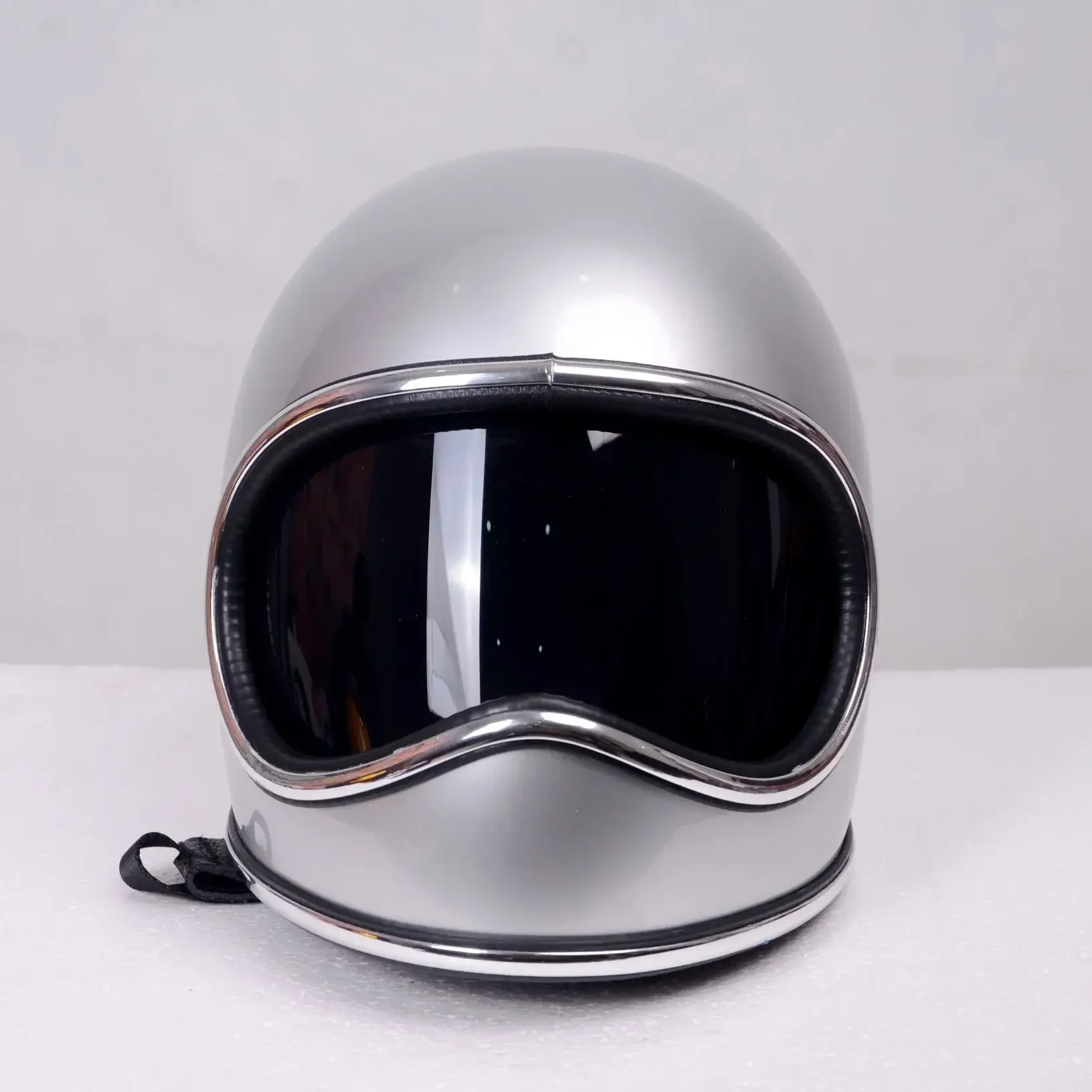 หมวกกันน็อคมอเตอร์ไซค์แบบฮ็อต  - Motorcycle Gear Japan บทวิจารณ์และราคา